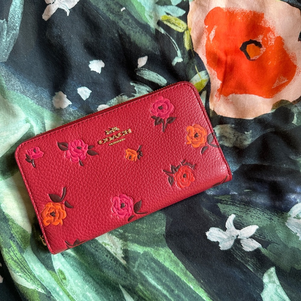 Coach Floral Zip Leather Wallet